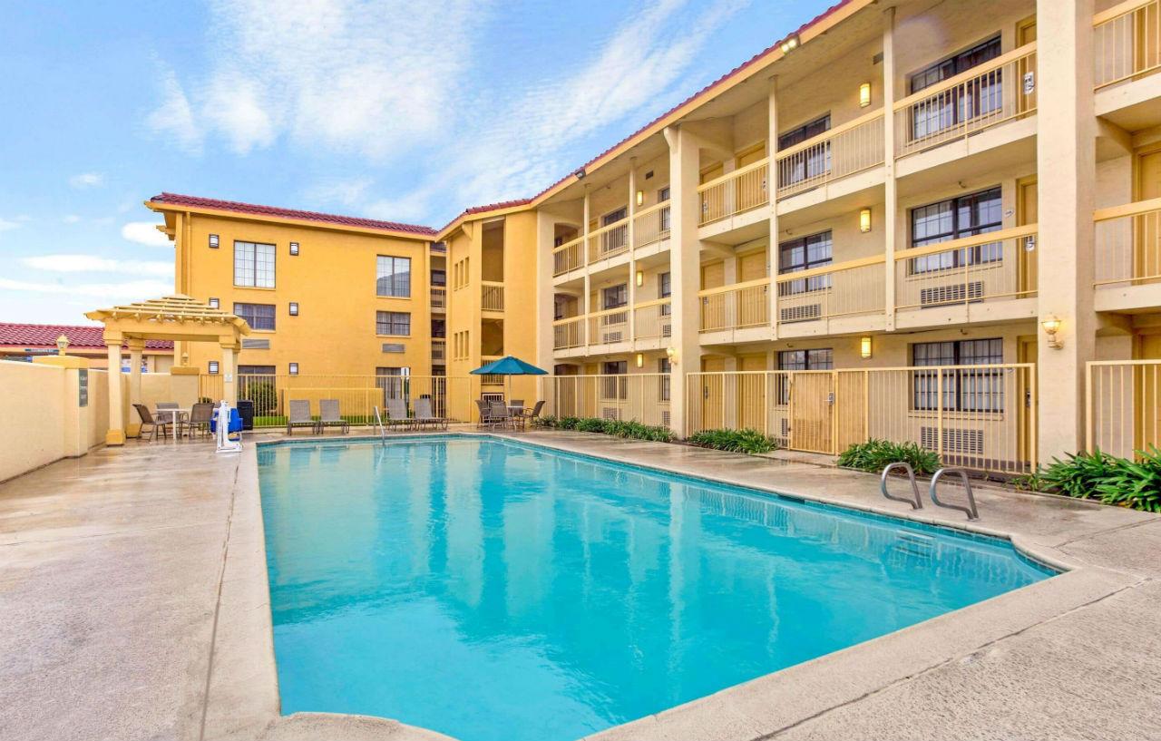 Hotel La Quinta By Wyndham Yosemite 3*